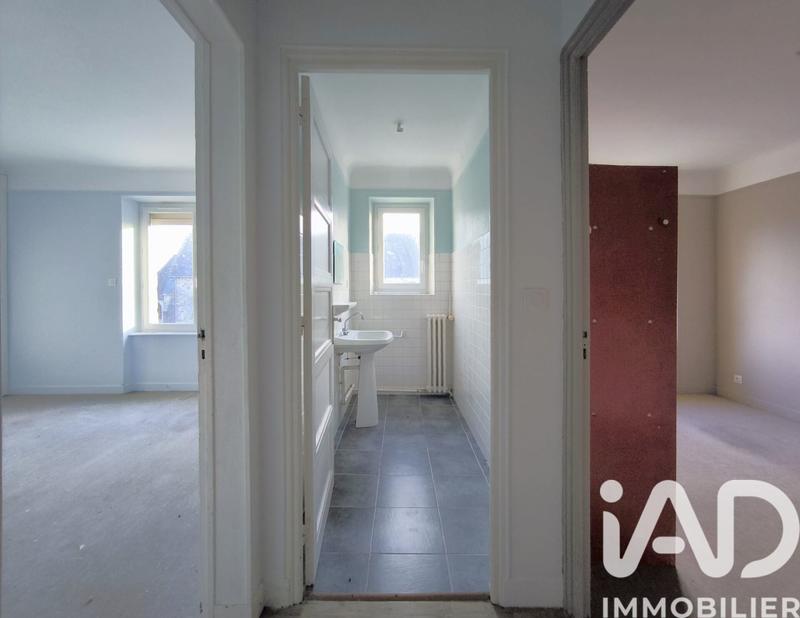 Maison - 158 m² - 7 pièces