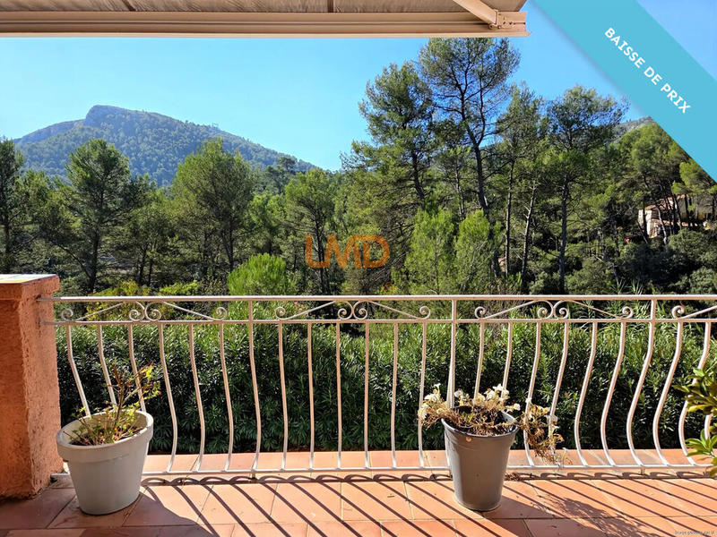 Propriété - 181 m² - 7 pièces