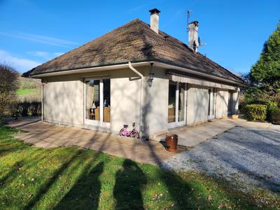 Maison - 93 m² - 5 pièces