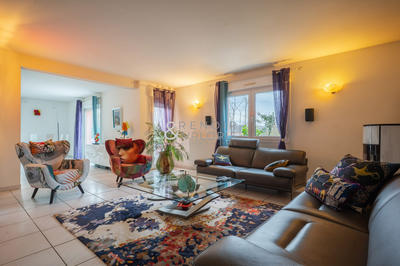 Maison - 195 m² - 7 pièces