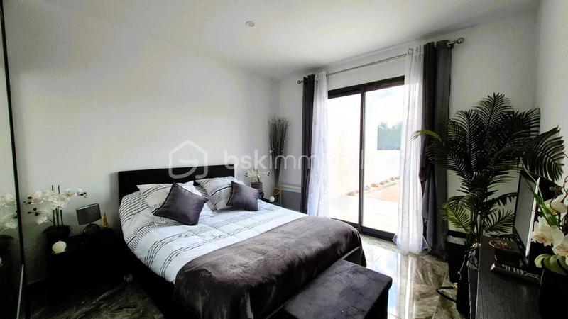 Villa - 100 m² - 4 pièces