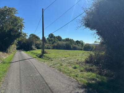 Terrain constructible - 3 777 m²