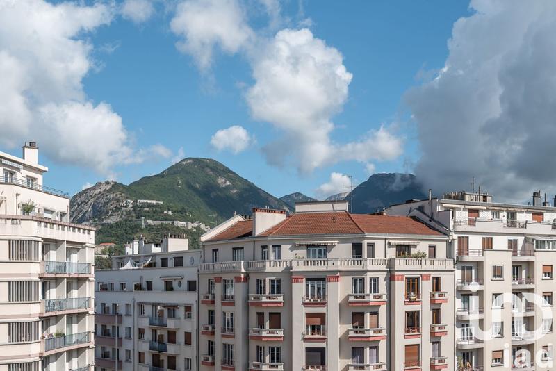 Appartement - 85 m² - 4 pièces