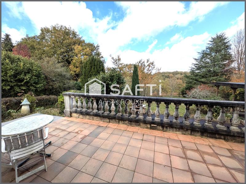 Maison - 195 m² - 5 pièces