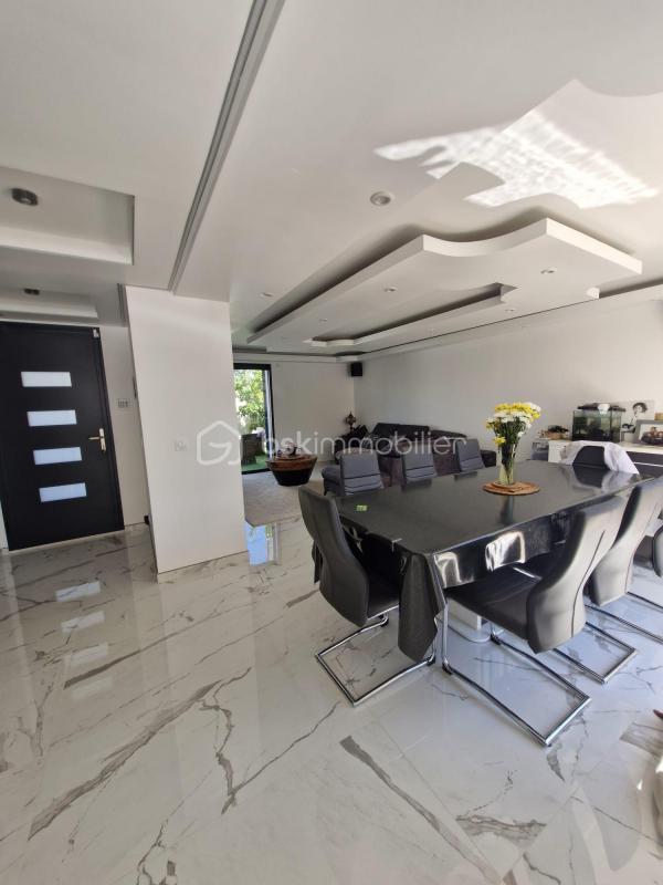 Villa - 133 m² - 6 pièces