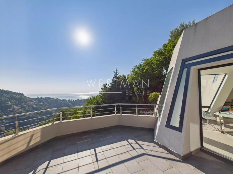 Villa - 335 m² - 7 pièces