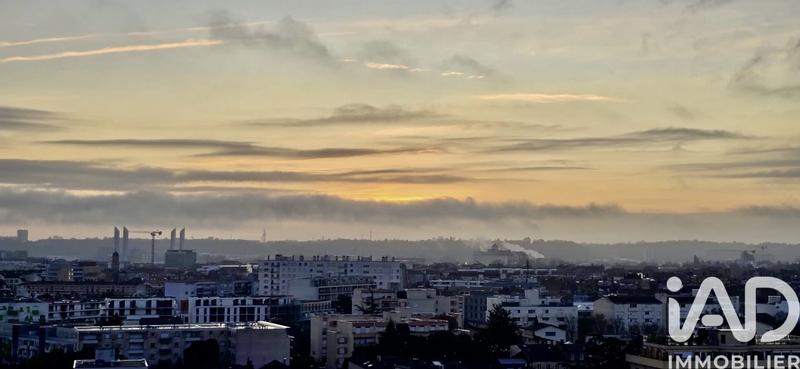 Appartement - 103 m² - 5 pièces