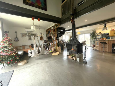 Maison - 152 m² - 5 pièces