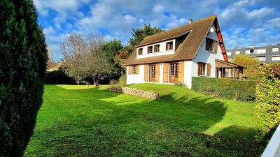 Maison - 126 m² - 6 pièces