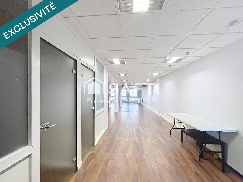 Bureau - 105 m² - 1 pièce