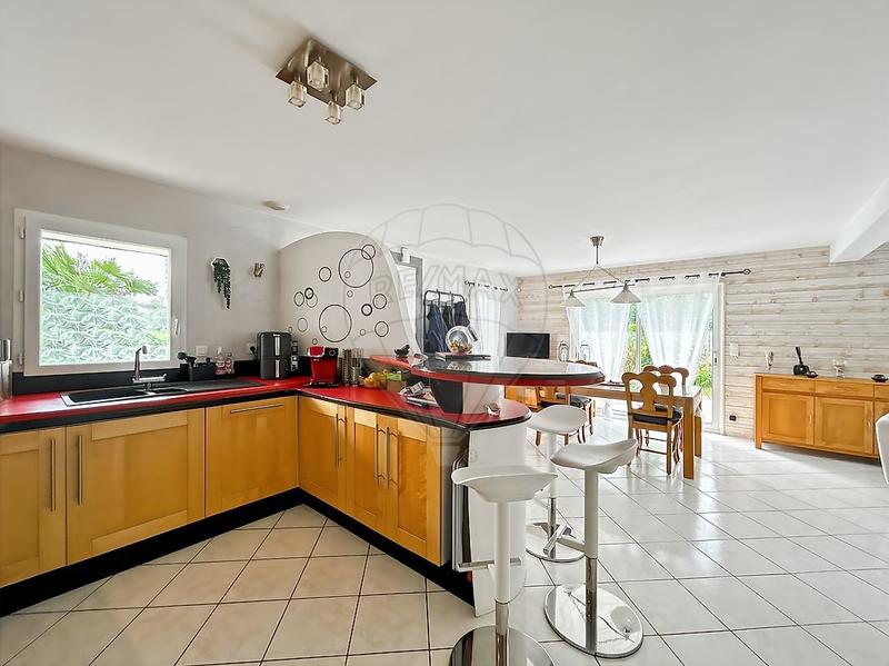 Maison - 130 m² - 5 pièces