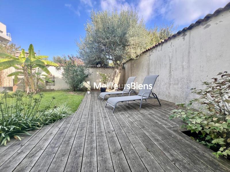 Maison - 168 m² - 8 pièces