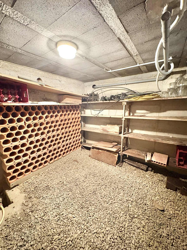 Maison - 219 m² - 6 pièces