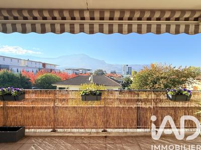 Appartement - 85 m² - 4 pièces