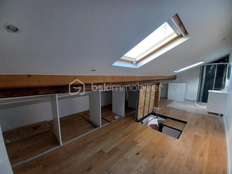 Maison - 98 m² - 5 pièces