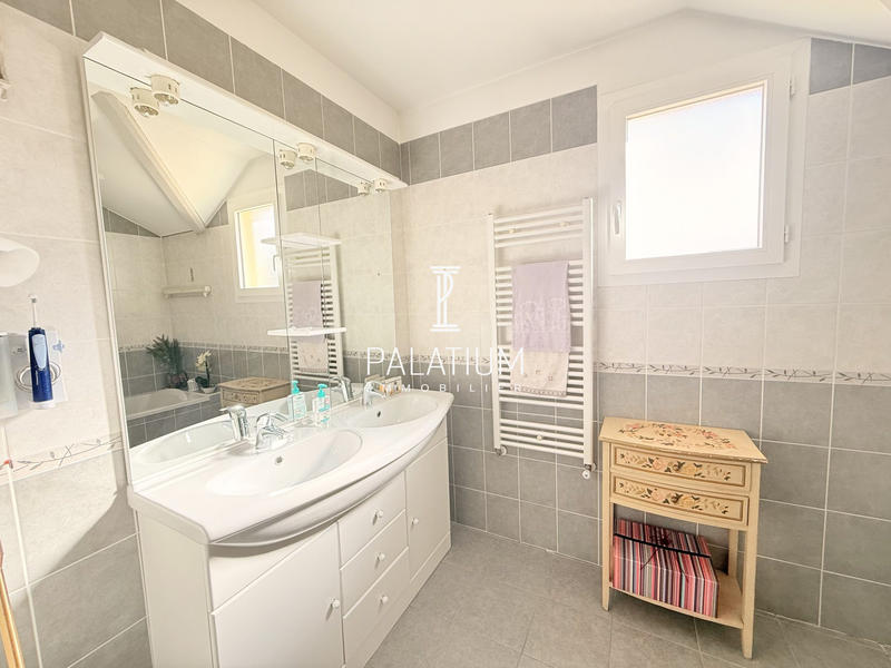 Duplex - 110 m² - 5 pièces