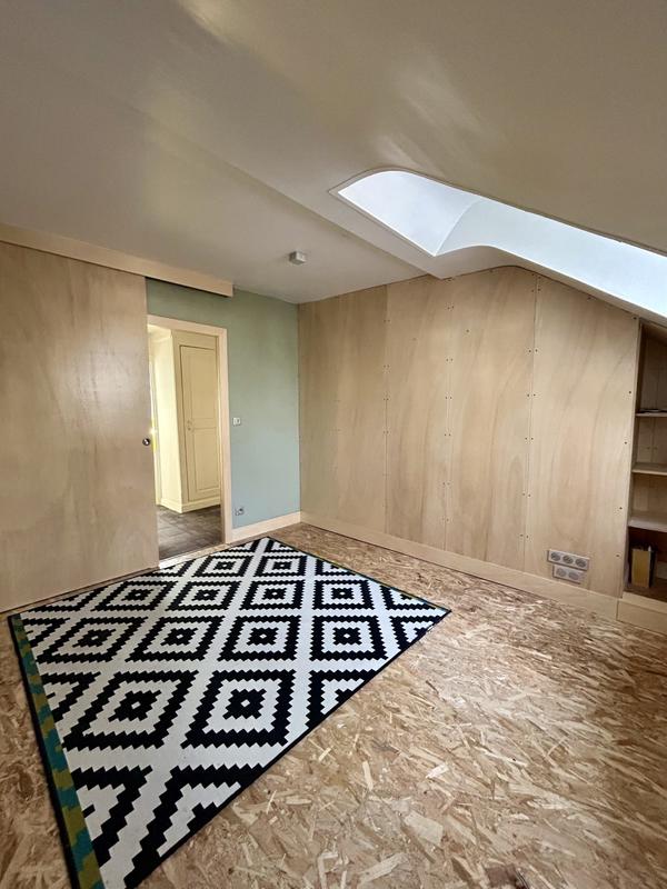 Maison - 195 m² - 8 pièces