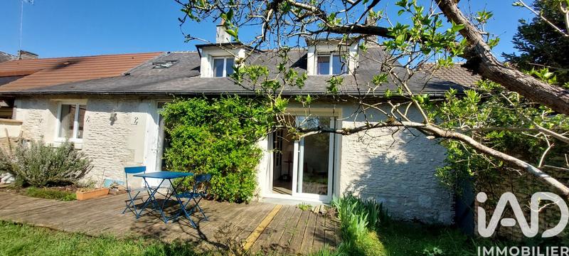 Maison - 99 m² - 4 pièces