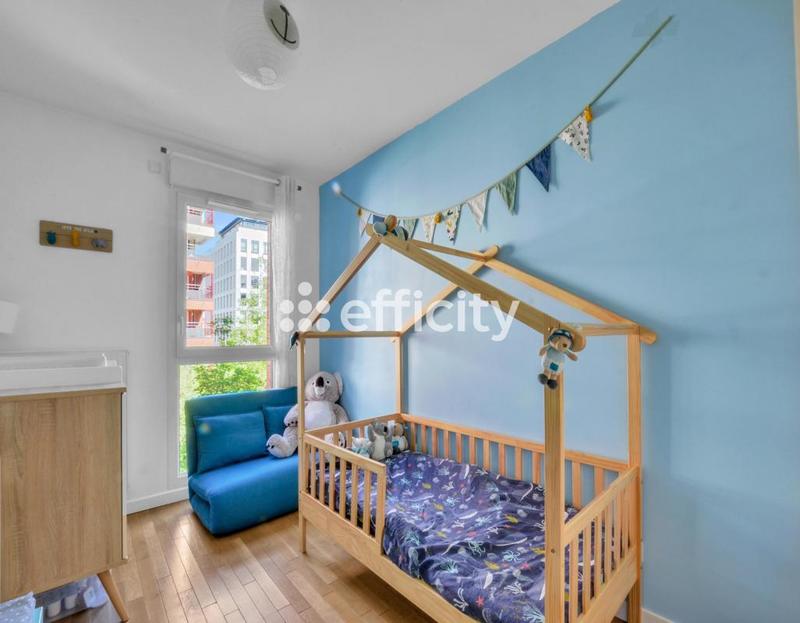 Appartement - 81 m² - 4 pièces