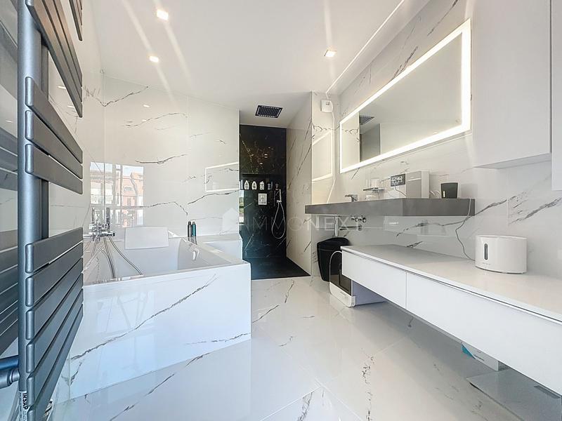 Appartement - 70 m² - 2 pièces