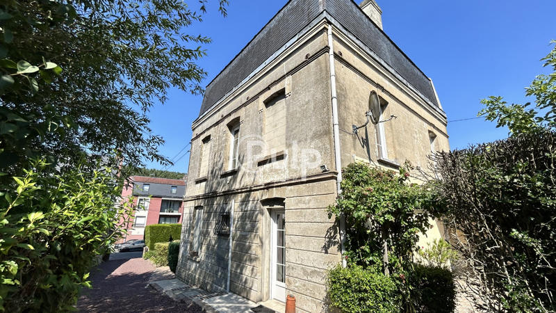 Maison - 142 m² - 7 pièces