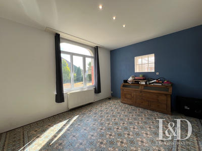 Maison - 460 m² - 18 pièces