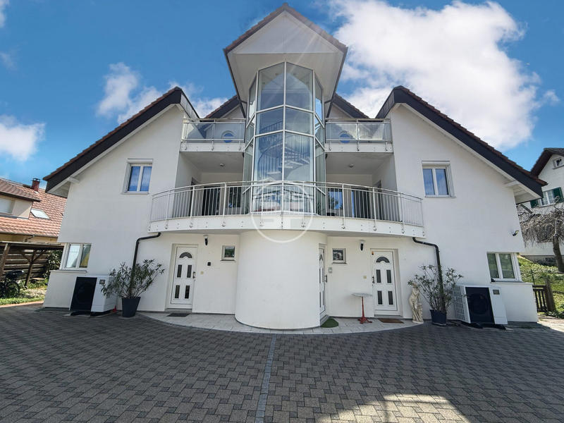 Maison - 349 m² - 12 pièces