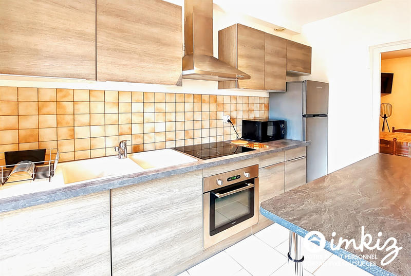 Maison - 360 m² - 15 pièces