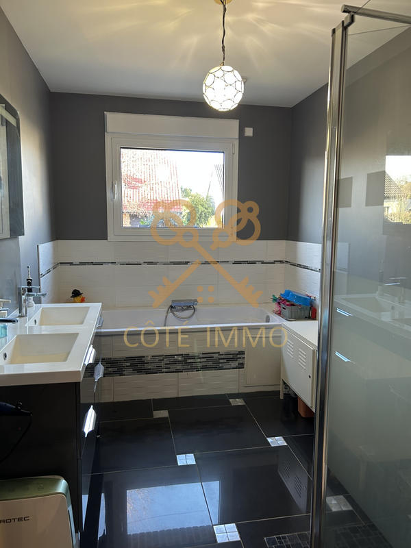 Maison - 160 m² - 7 pièces