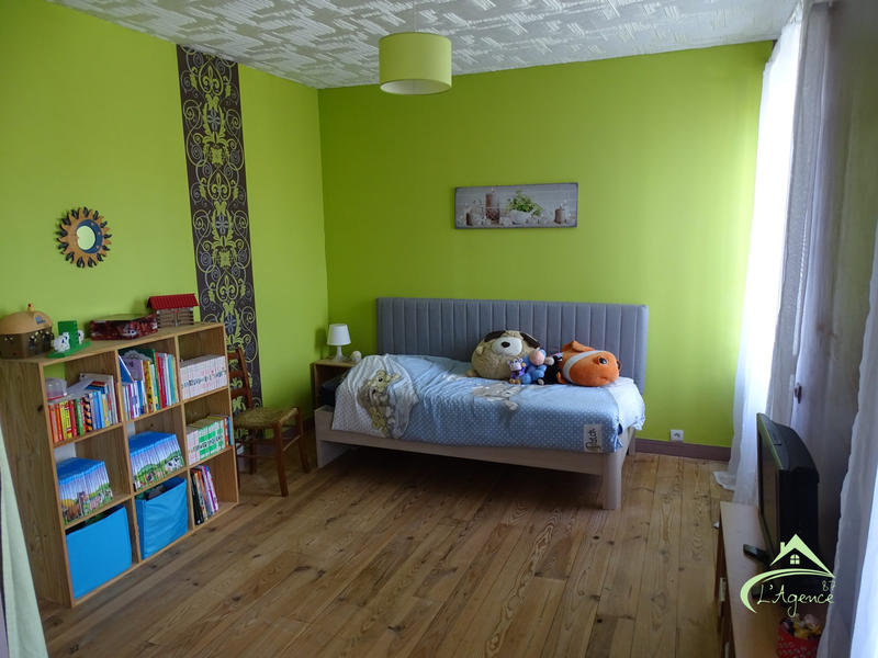 Maison ancienne - 241 m² - 7 pièces