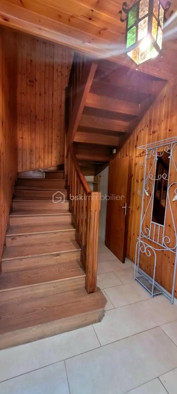 Maison - 111 m² - 5 pièces