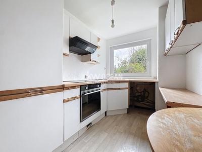 Appartement - 94 m² - 5 pièces