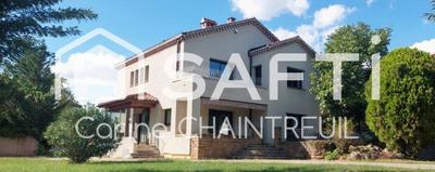 Maison - 178 m² - 7 pièces