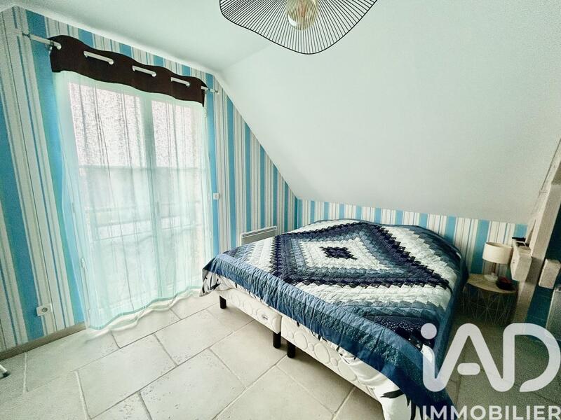 Maison - 205 m² - 5 pièces