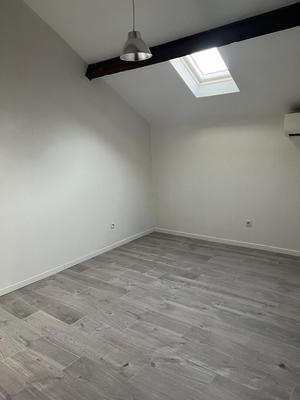 Immeuble - 6 pièces