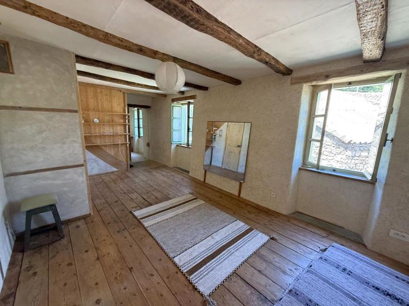 Maison de village - 75 m² - 3 pièces