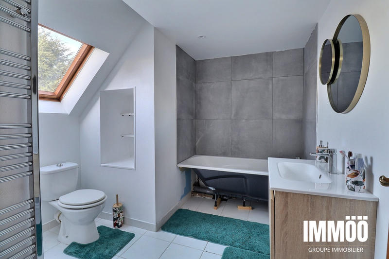 Maison - 110 m² - 5 pièces