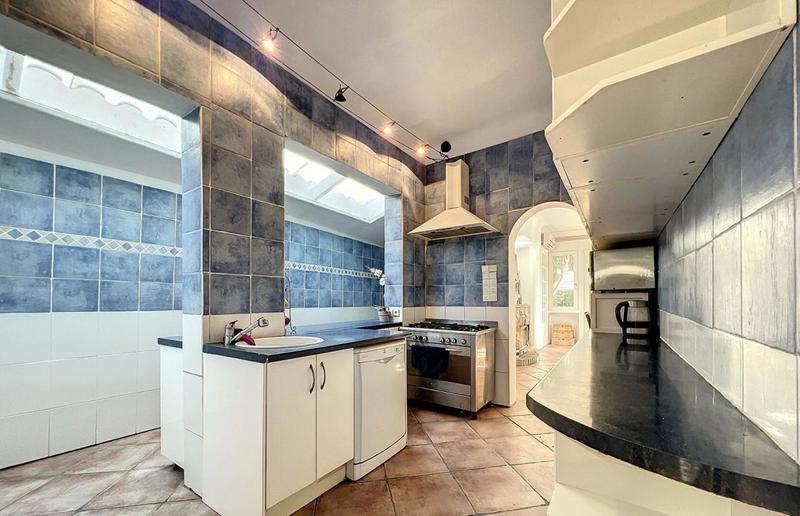 Villa - 210 m² - 7 pièces