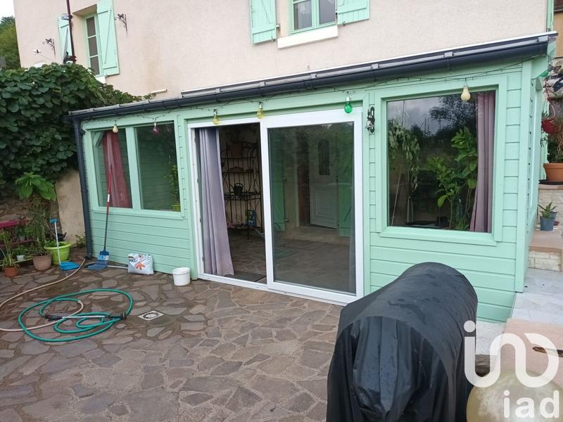 Maison - 240 m² - 10 pièces