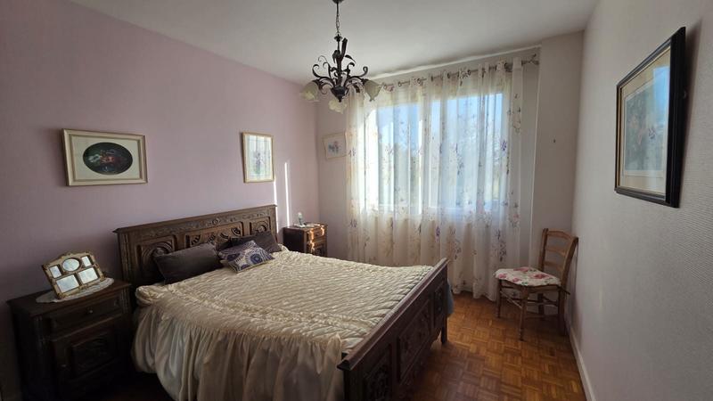 Maison traditionnelle - 105 m² - 5 pièces