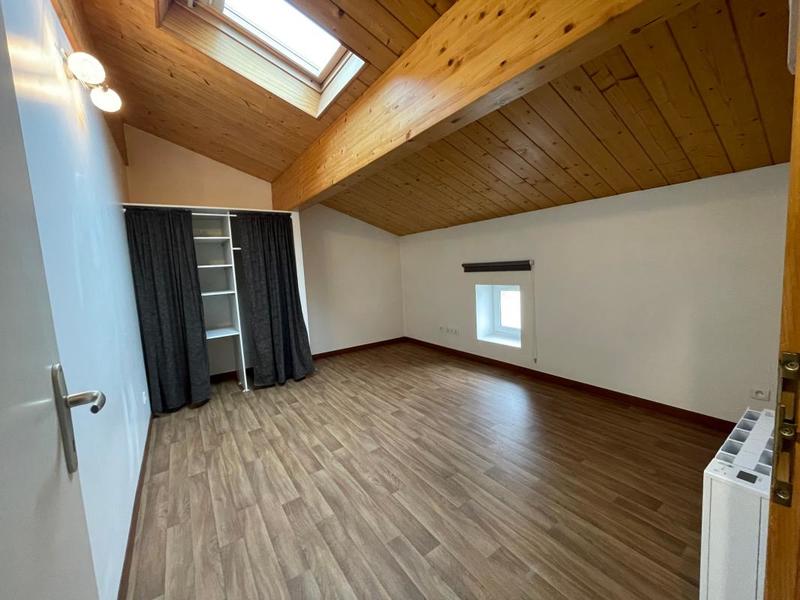Appartement - 96 m² - 4 pièces