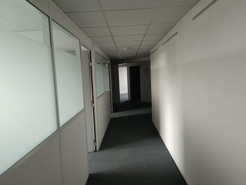 Bureau - 426 m²
