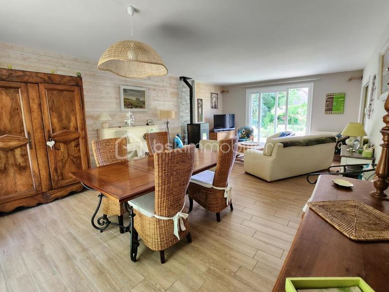 Pavillon - 163 m² - 5 pièces