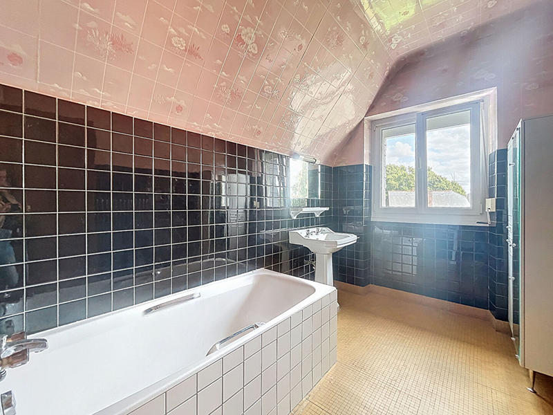 Maison - 169 m² - 7 pièces