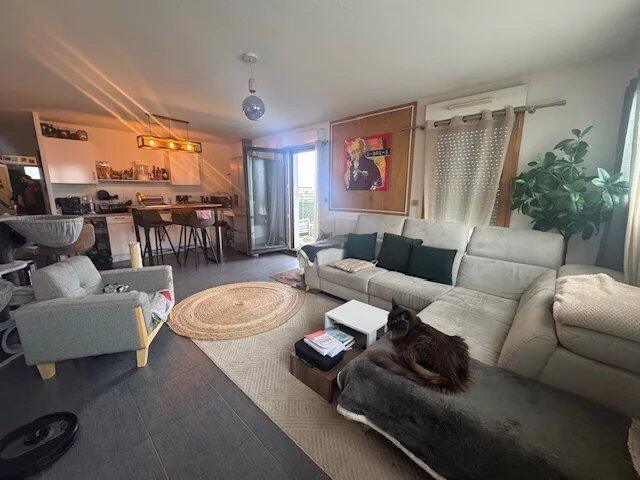 Appartement - 67 m² - 3 pièces