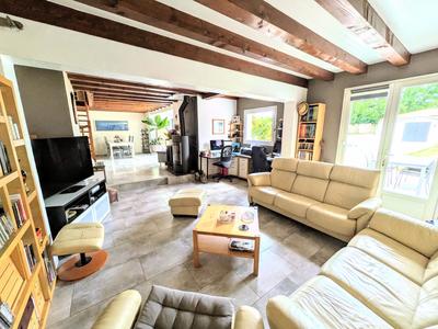 Maison - 160 m² - 6 pièces