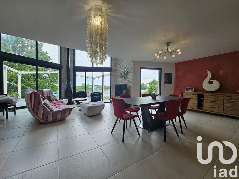 Maison - 176 m² - 6 pièces