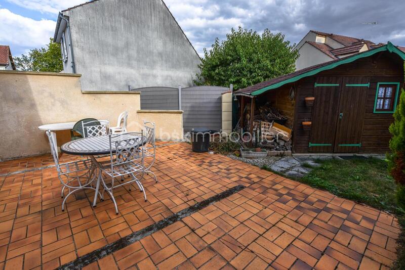 Maison - 88 m² - 4 pièces