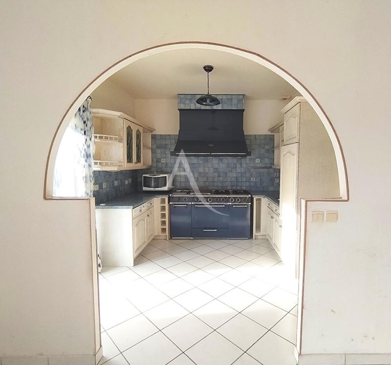 Maison - 142 m² - 3 pièces