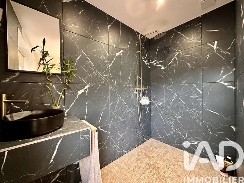 Appartement - 96 m² - 4 pièces